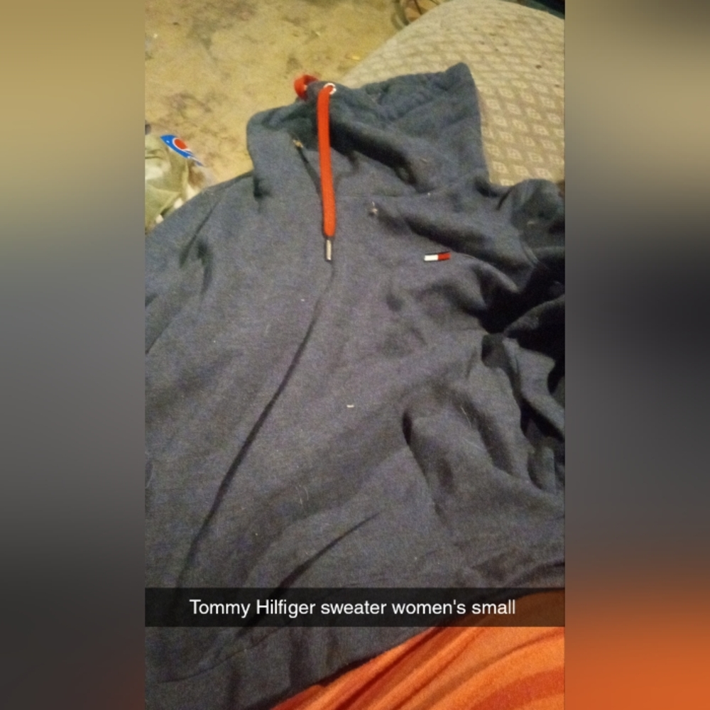 Tommy Hilfiger sweater